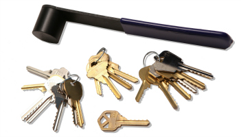 A bump key is a device that can be made from a simple house key to help you  should you find yourself locked out of the house. Lo…